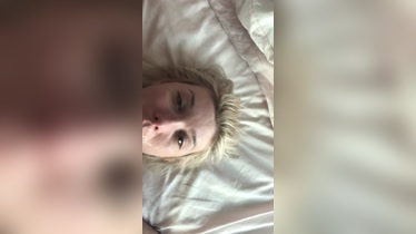 Hermosa travesti follando con un hombre casado