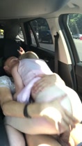 Follando duro a mi cuñada en el auto